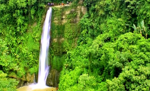 Madhabkunda waterfall in Moulovi Bazar